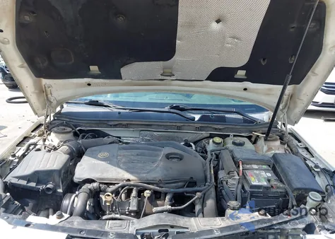 2013 Buick Regal Turbo - Premium 1 z USA, uszkodzony, nr VIN 2G4GS5EV4D9246907